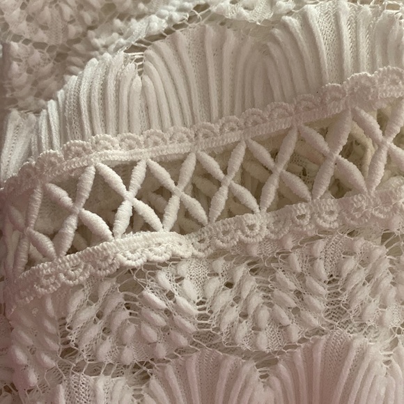 Vestique Long Sleeve Boho White Top Size Medium - Picture 16 of 17